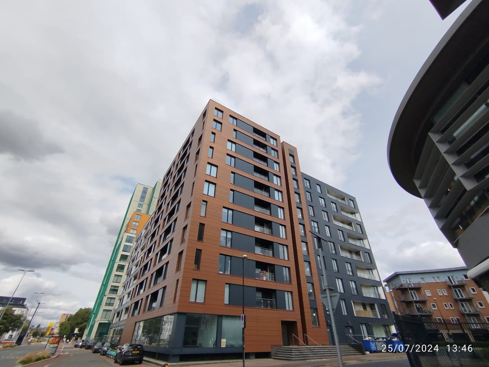 曼城Salford Quays 兩房兩廁連車位